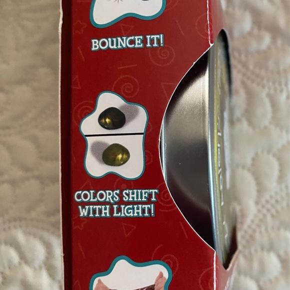 Thinking Putty Crazy Aaron’s Golden Green Playful fun - Picture 3 of 7